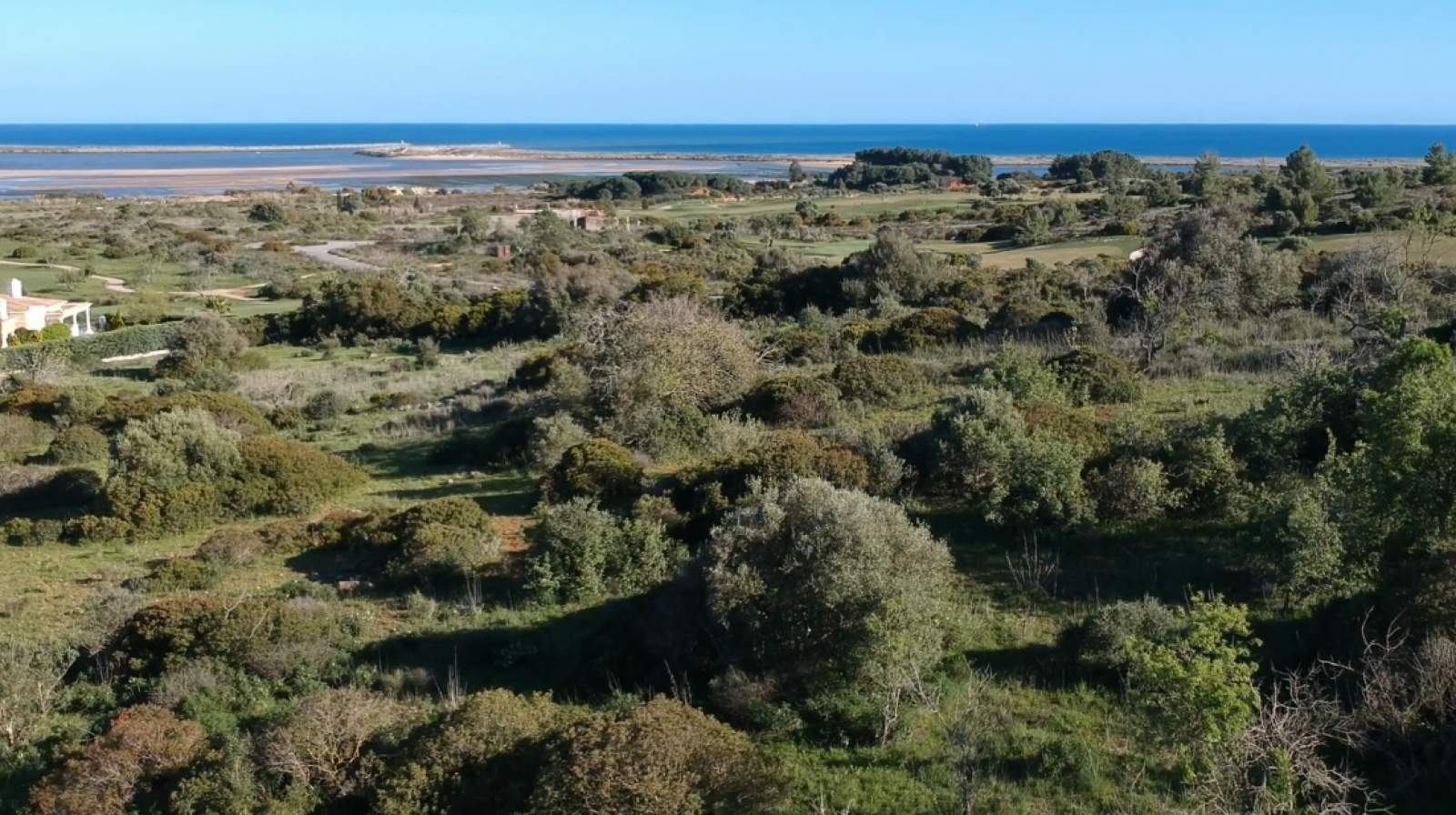 Plot of land for construction, with partial sea view, Lagos, Algarve_181893