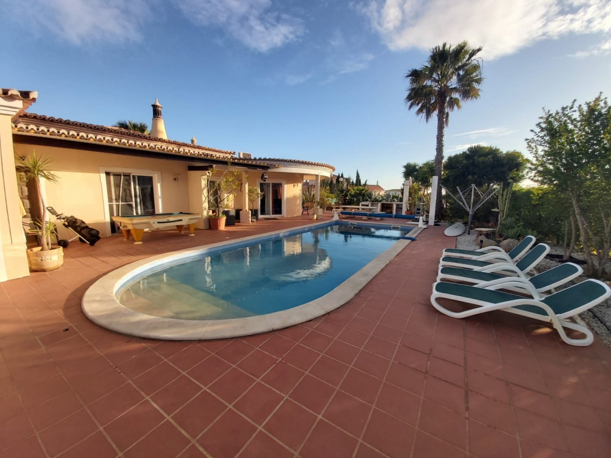 Villa con piscina y vista al mar, Carvoeiro, Algarve_183217