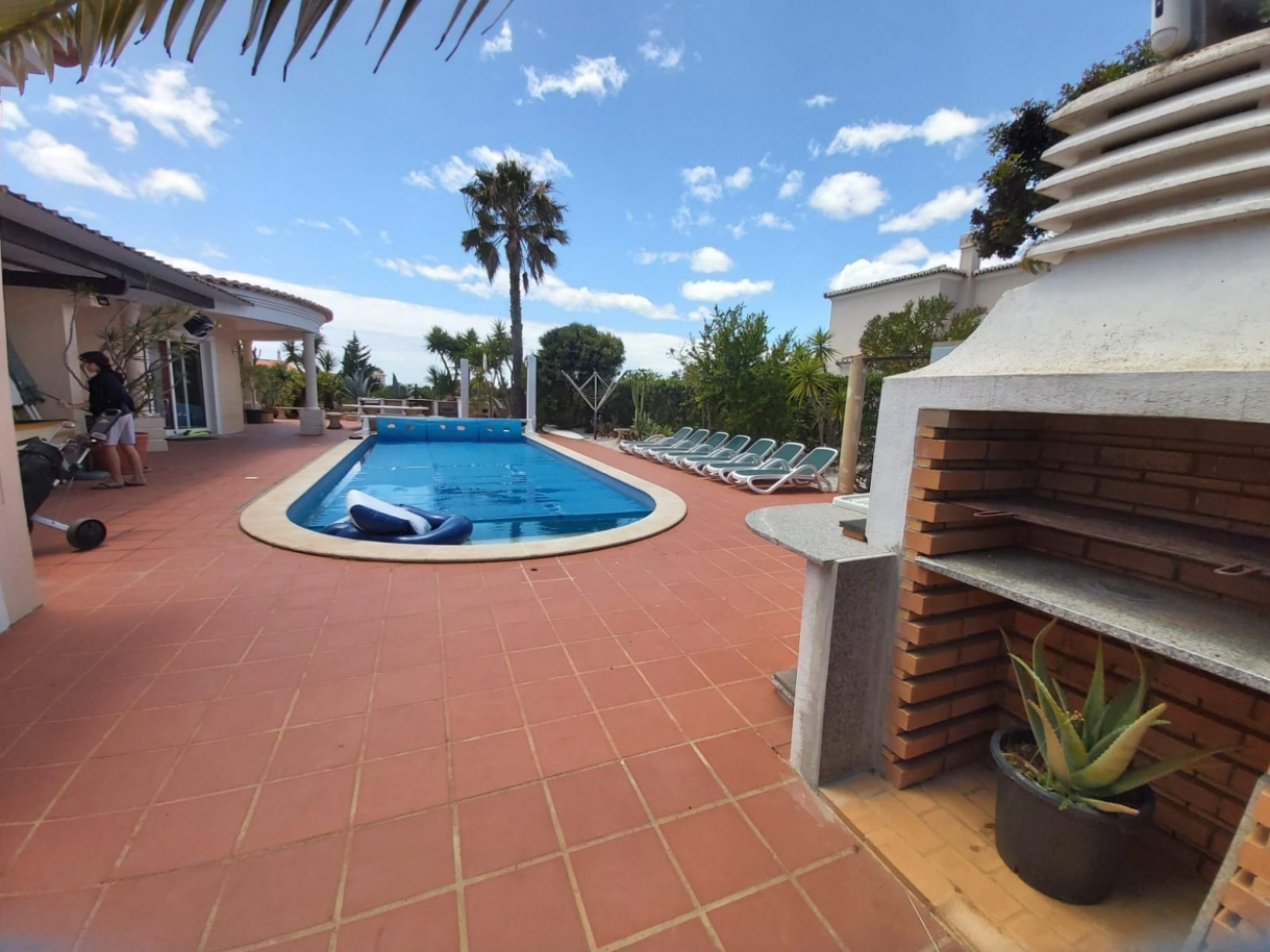 Moradia com piscina e vista mar, Carvoeiro, Algarve_183250