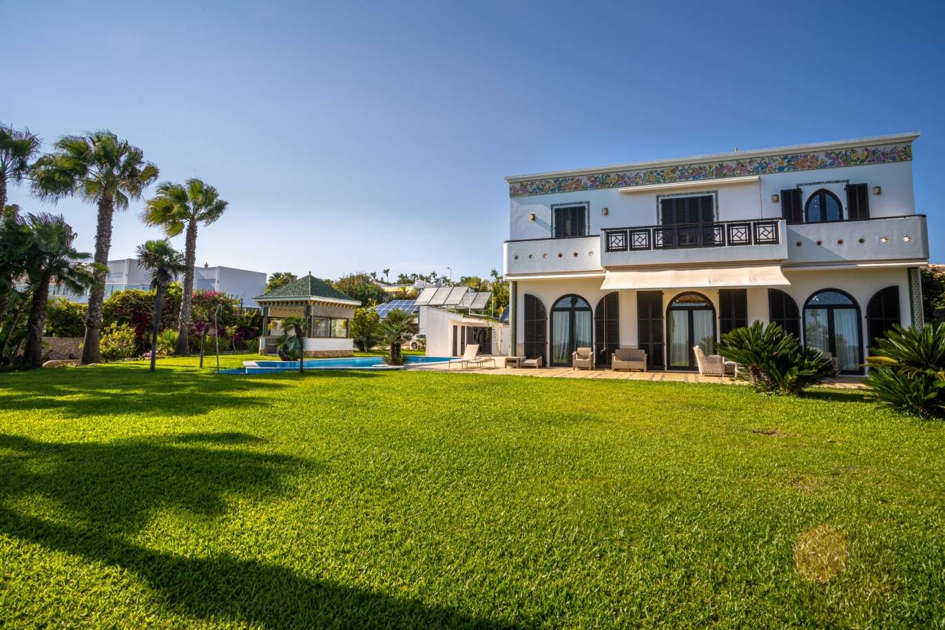 Luxury villa on the first line of the sea, Praia da Luz, Lagos, Algarve_183346