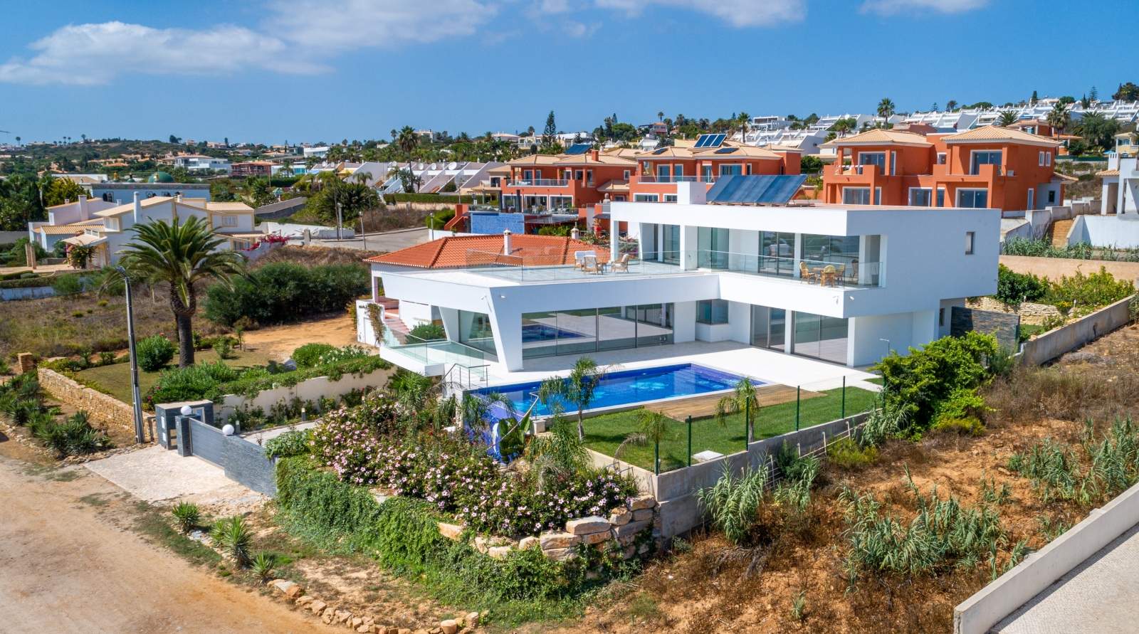 Nueva casa moderna, frente al mar, Praia da Luz, Algarve_183376