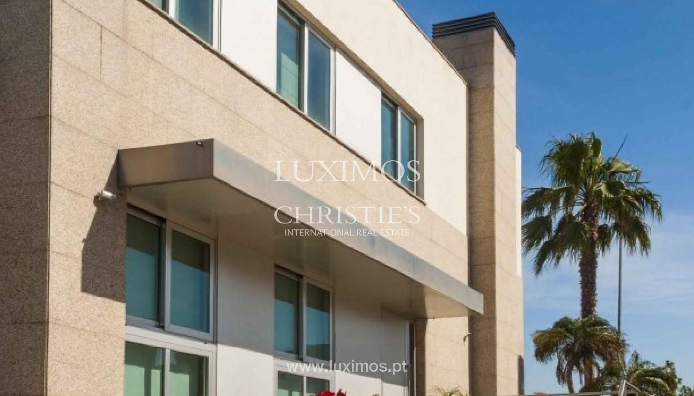 Contemporary house for sale with terrace, close to golf, Porto, Portugal_18474