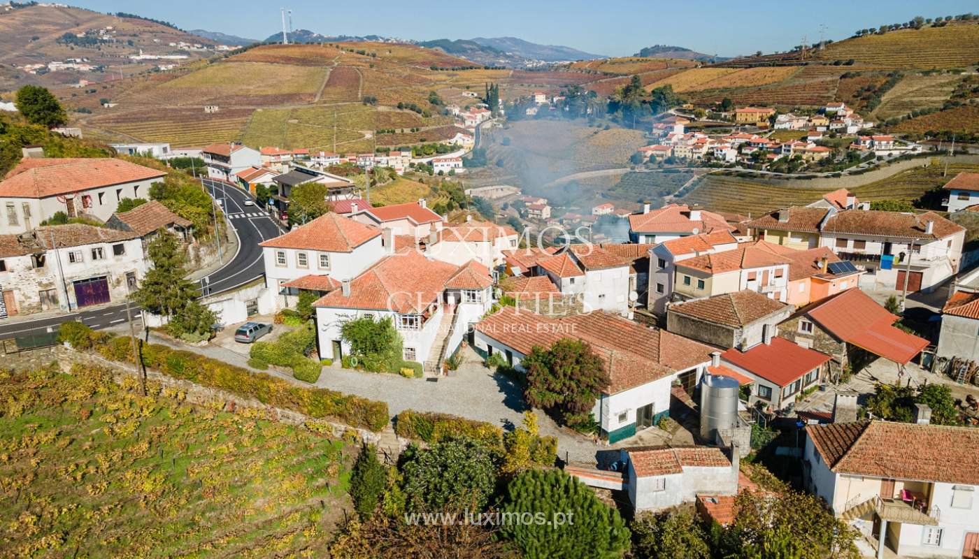 5 Bedroom Vineyard's Image 20