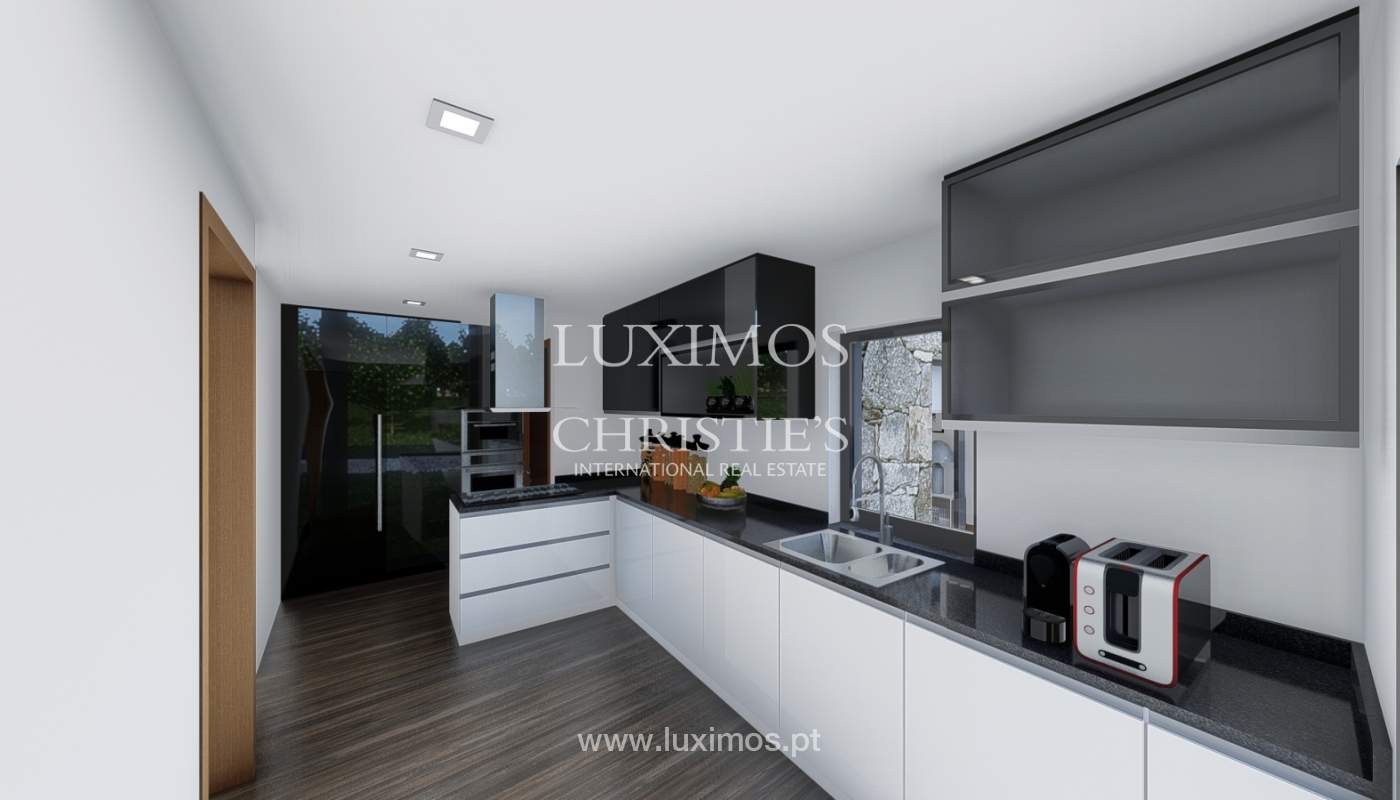 6 Bedroom Land/Vacant Land's Image 3