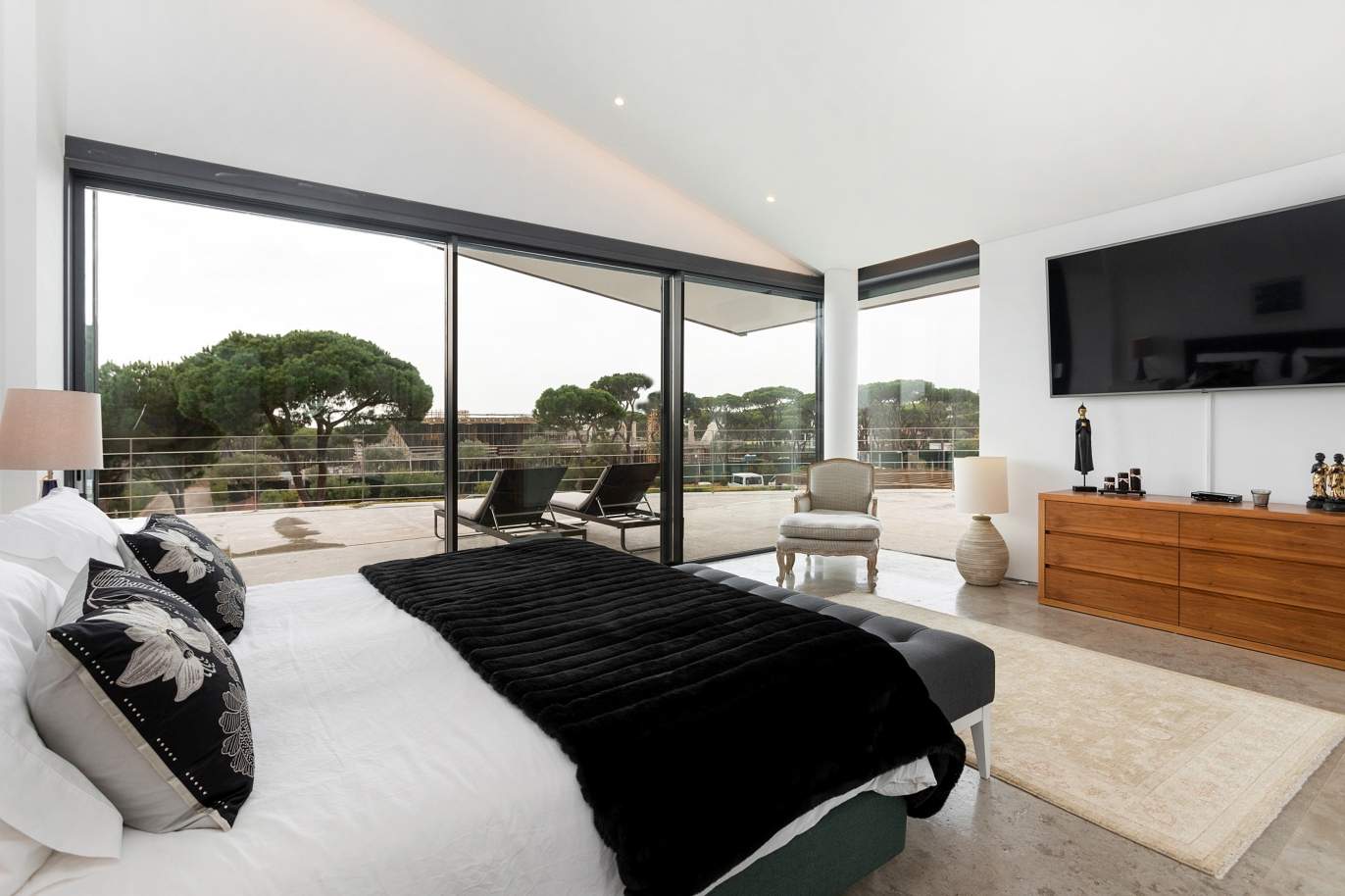 6 bedroom villa, with pool, in Vilamoura, for sale - Algarve_188761