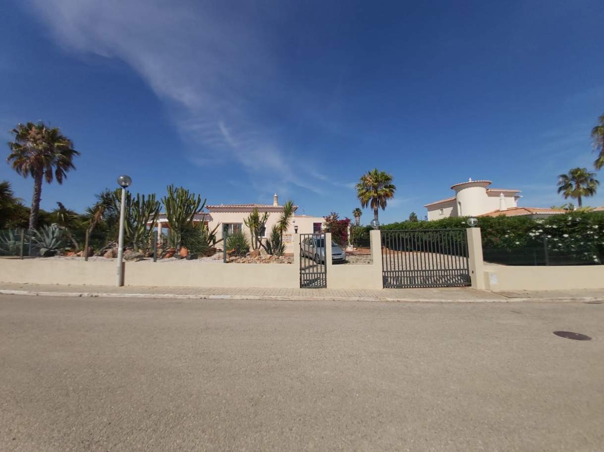 Villa con piscina y vista al mar, Carvoeiro, Algarve_189067