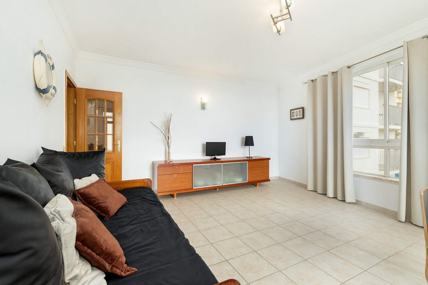 2 bedroom apartment, 1st line of Armação de Pêra Beach, Algarve_189164
