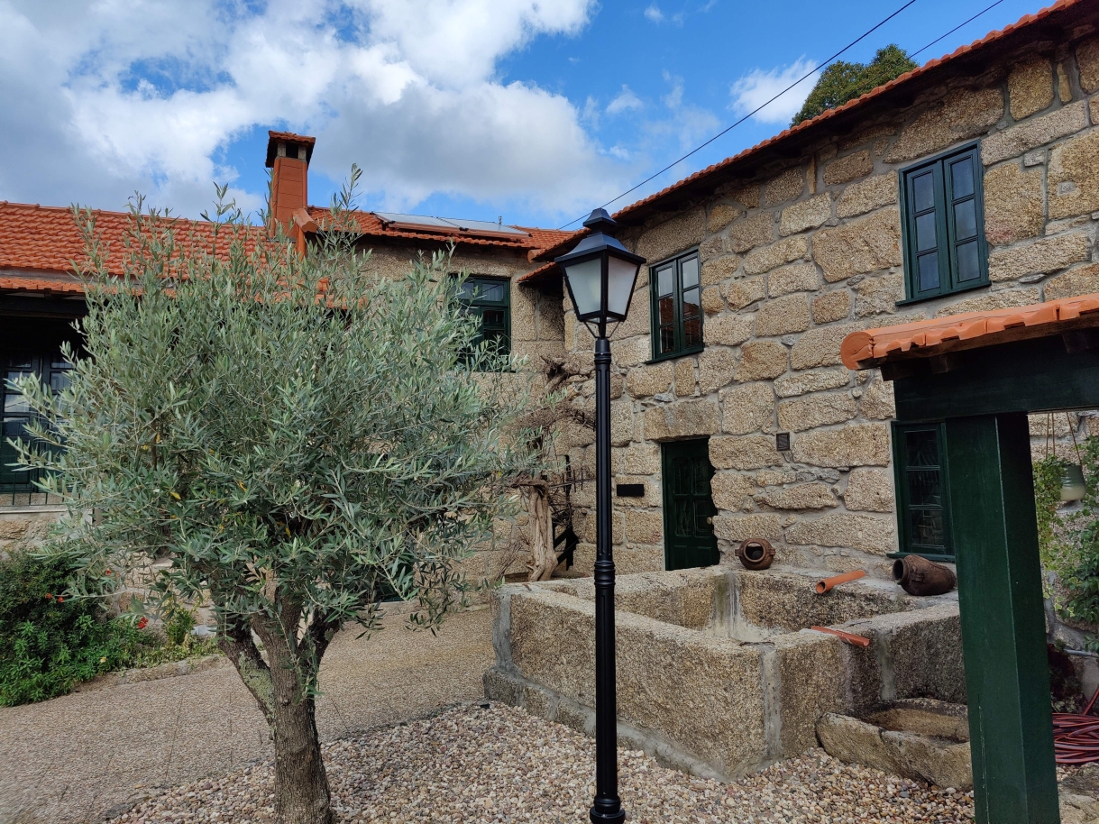 Quinta com casa de campo e piscina, para venda, em Castelo de Paiva_192105