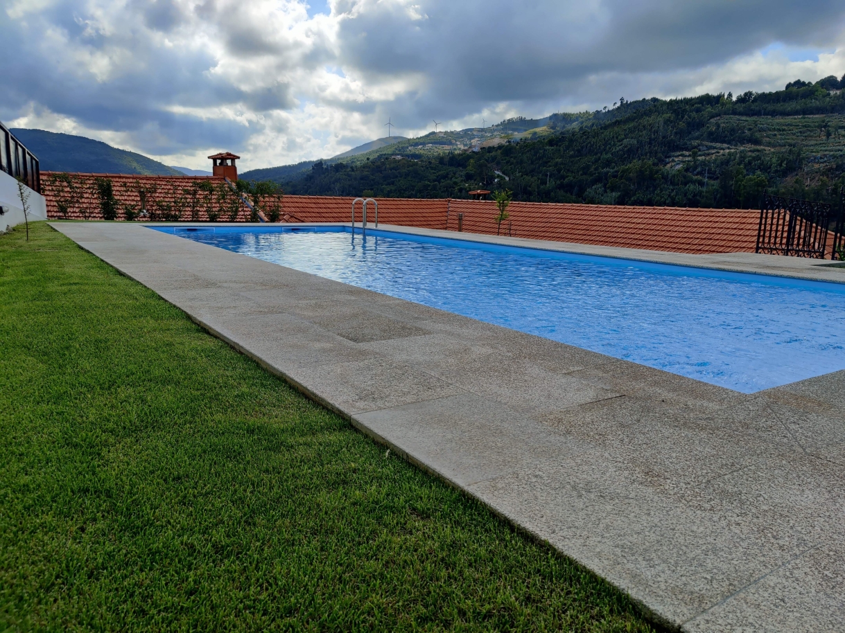 Finca con casa de campo y piscina, en venta, en Castelo de Paiva, Norte de Portugal_192125