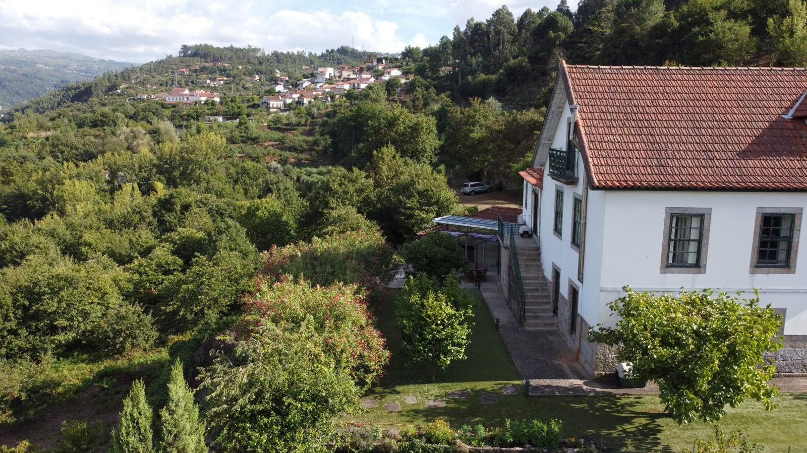 Selling: Property with pool and gardens, in the Douro Region, Cinfães, North Portugal_192361