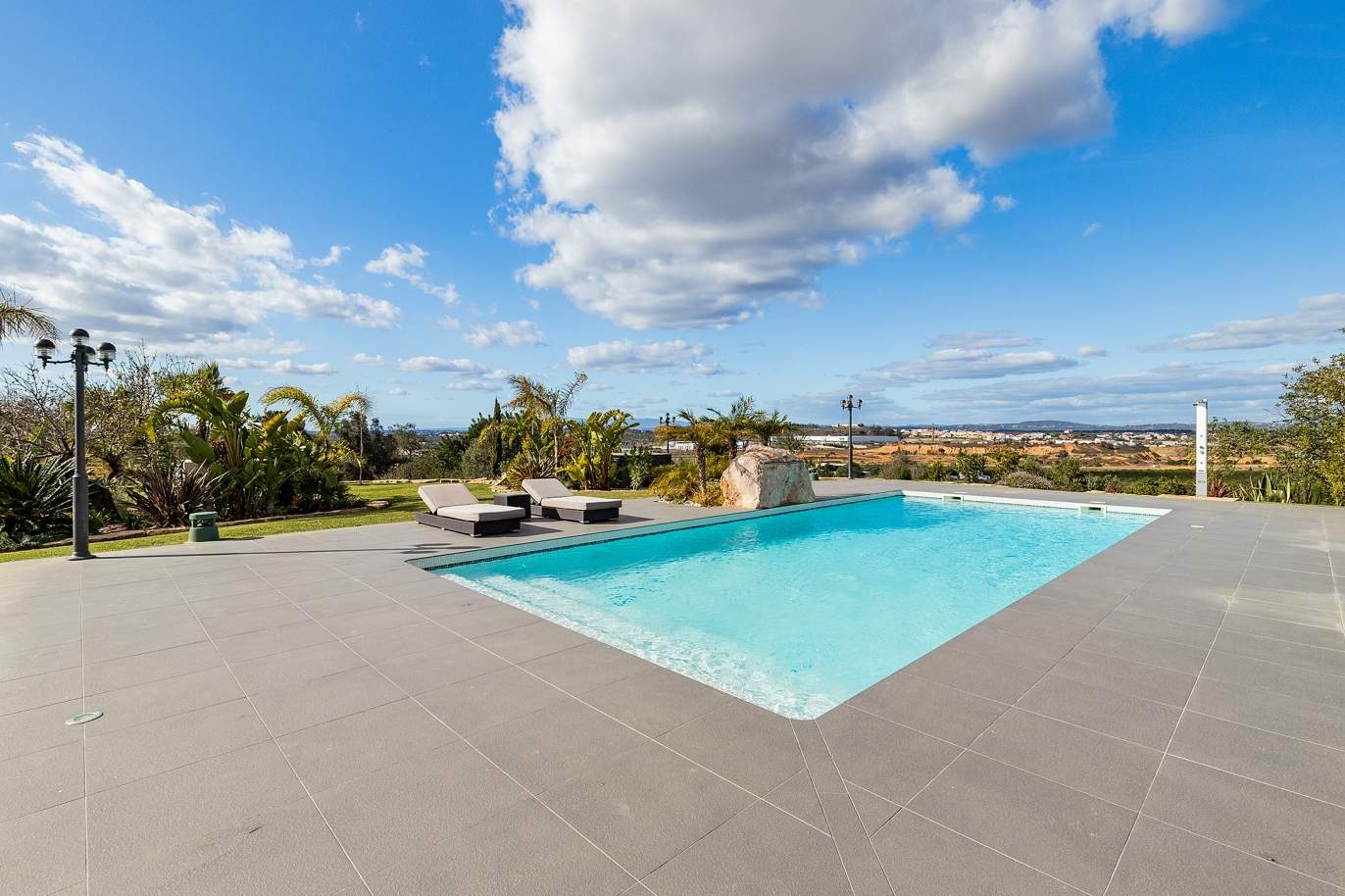 Villa de luxe avec piscine et jacuzzi, à vendre, à Silves, Algarve_192539