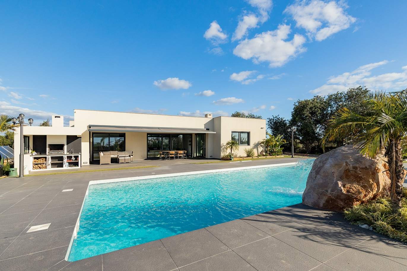 Villa de luxe avec piscine et jacuzzi, à vendre, à Silves, Algarve_192540