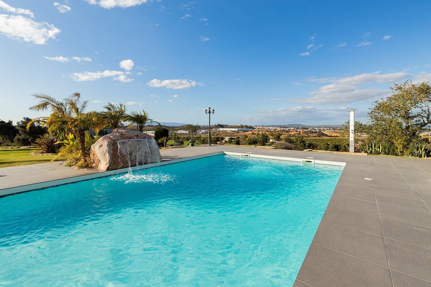Villa de luxe avec piscine et jacuzzi, à vendre, à Silves, Algarve_192542