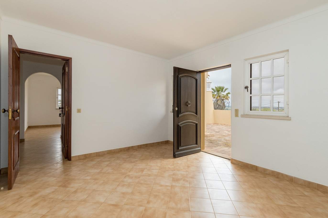 Amplia villa de 5 dormitorios con gran parcela, Silves, Algarve_194224