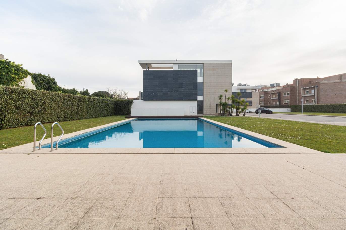 Vente : Villa avec piscine et terrasse, près de la plage à Gulpilhares, Vila Nova de Gaia, Portugal_194714
