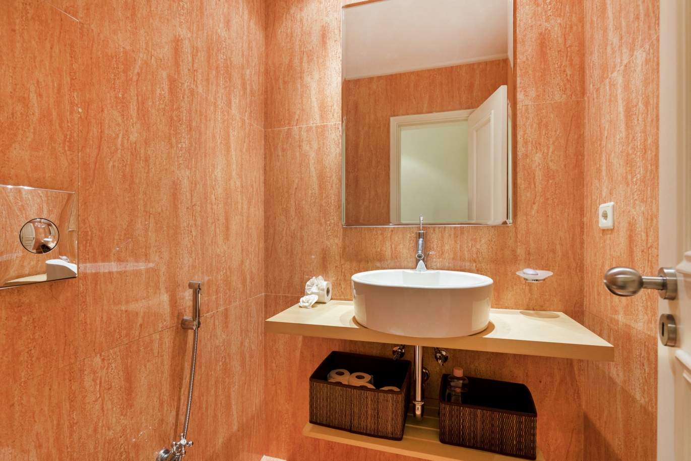 Selling: Penthouse duplex with terrace, in 1st line of sea, Foz do Douro, Porto, Portugal_195640