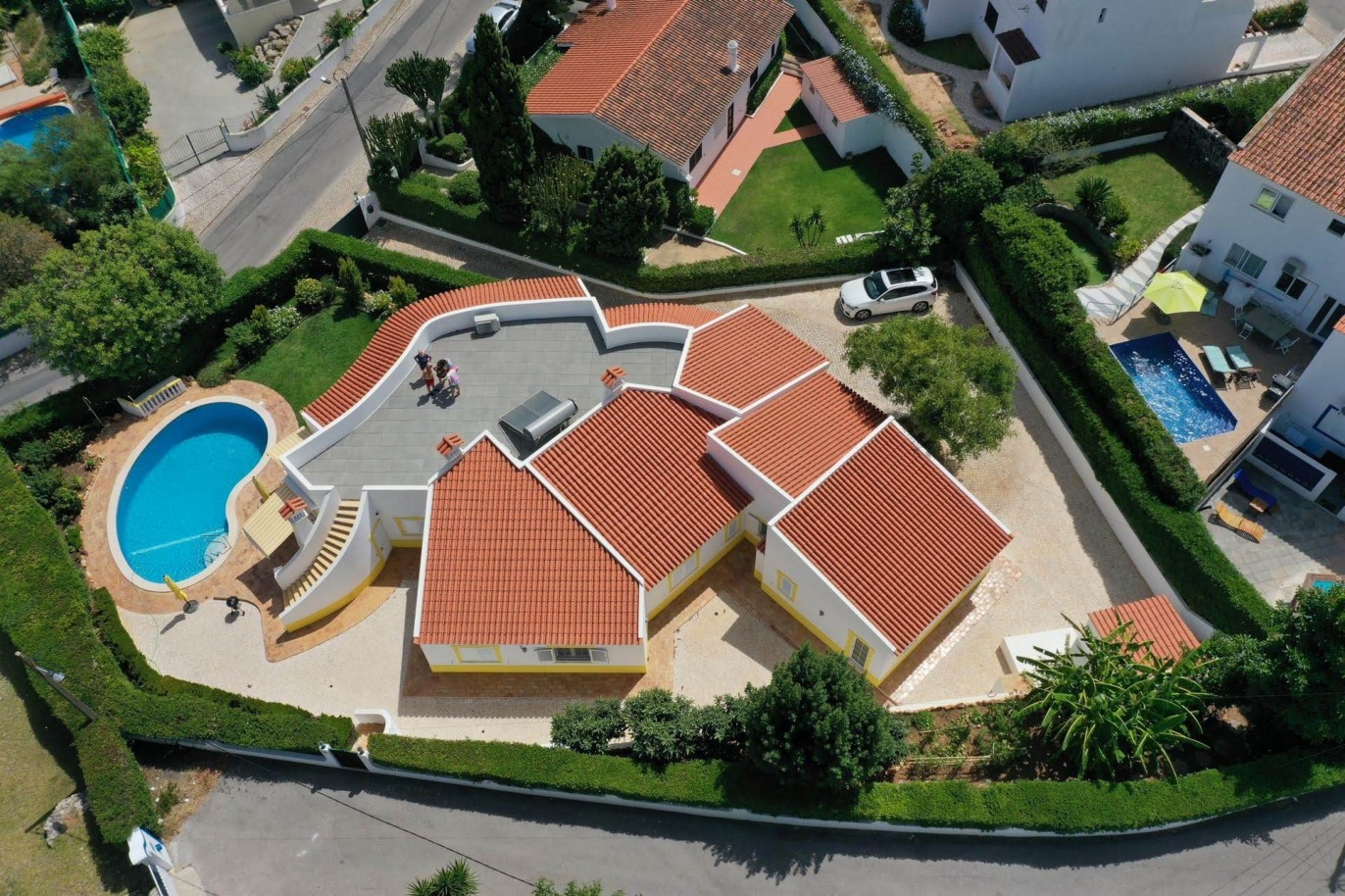 Casa de 5 dormitorios, cerca de la playa, en venta en Carvoeiro, Algarve_197352