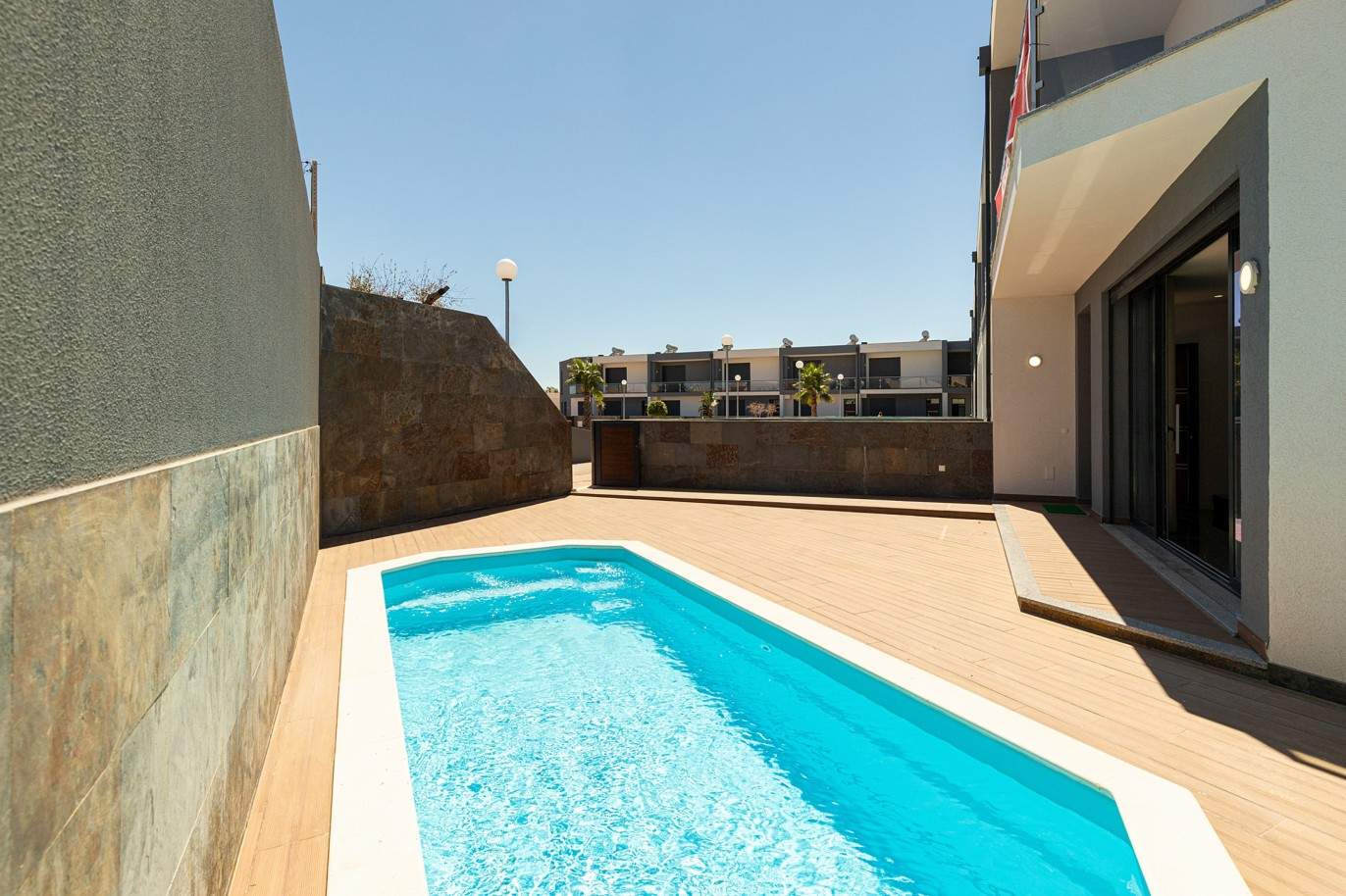 Venda de moradia nova com piscina em Albufeira, Algarve_199774