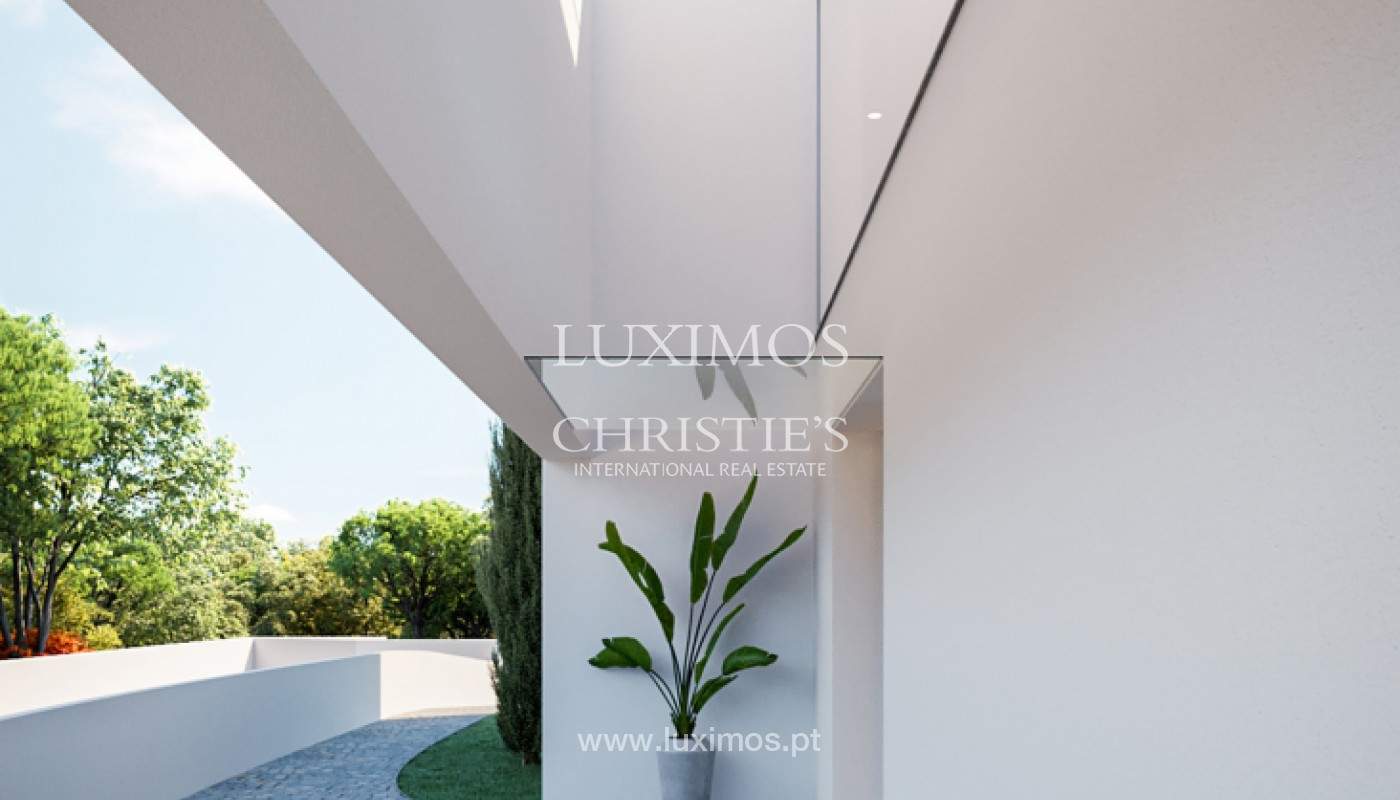 4 Bedroom Villa/Townhouse's Image 7