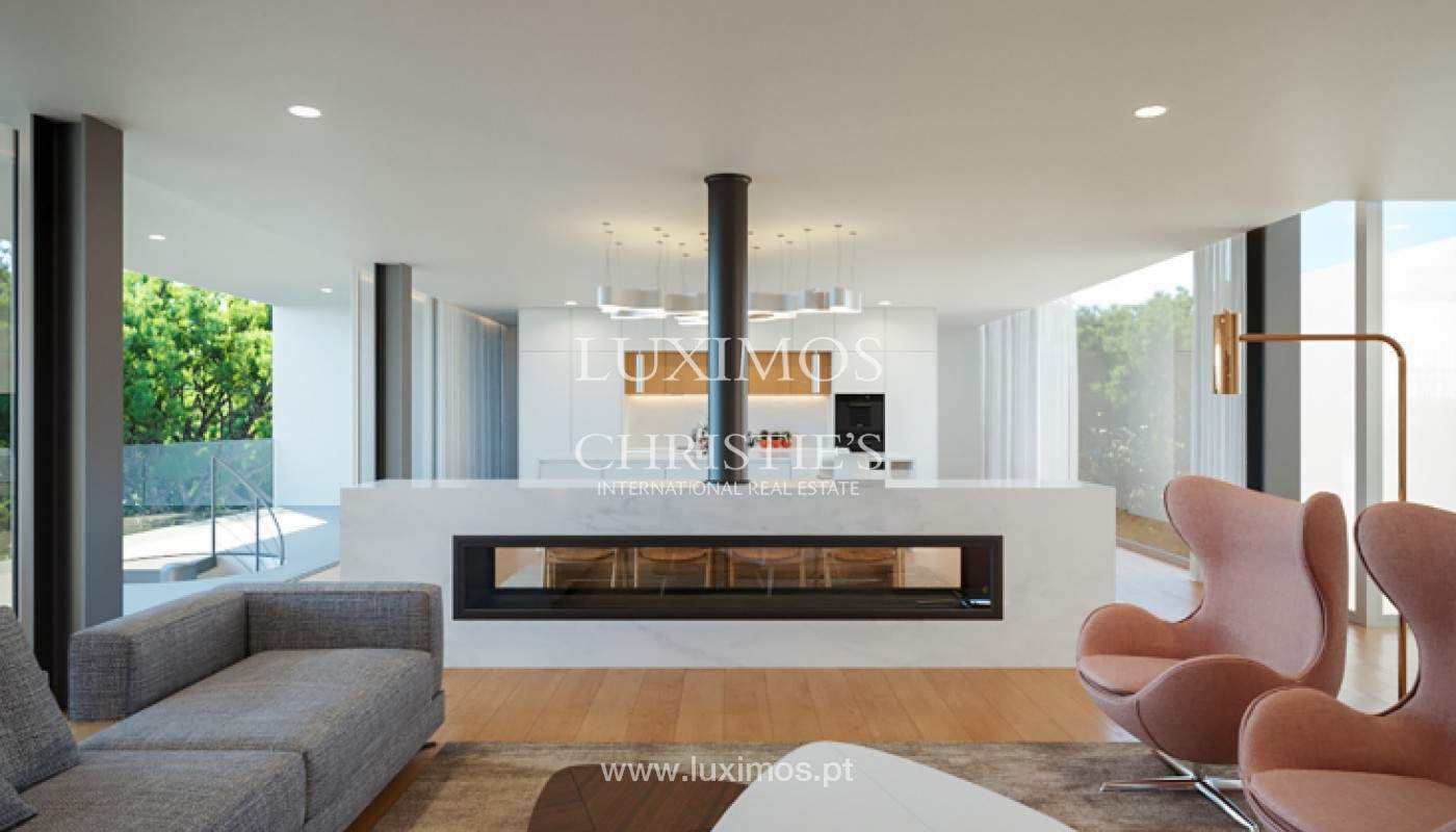 4 Bedroom Villa/Townhouse's Image 4