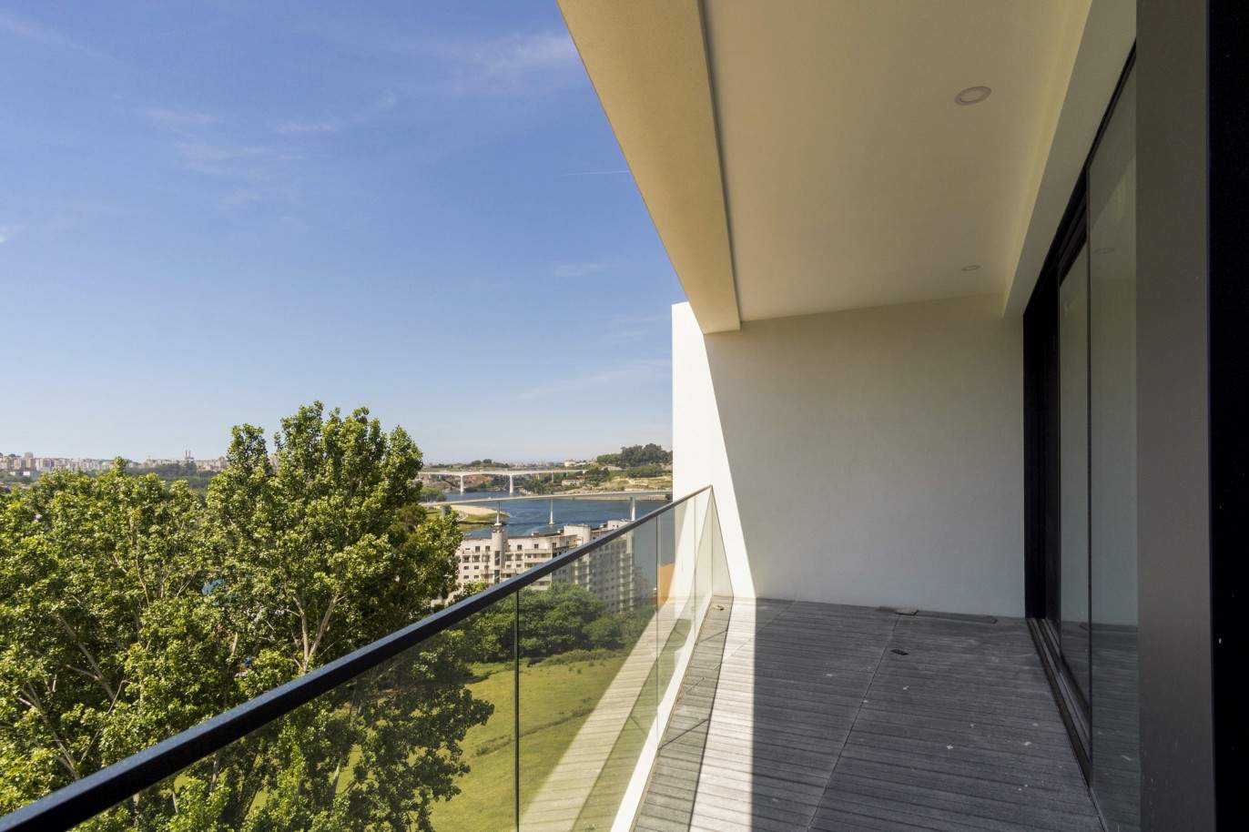 Penthouse con terraza y balcón, en venta, en Gondomar, Porto, Portugal_201125