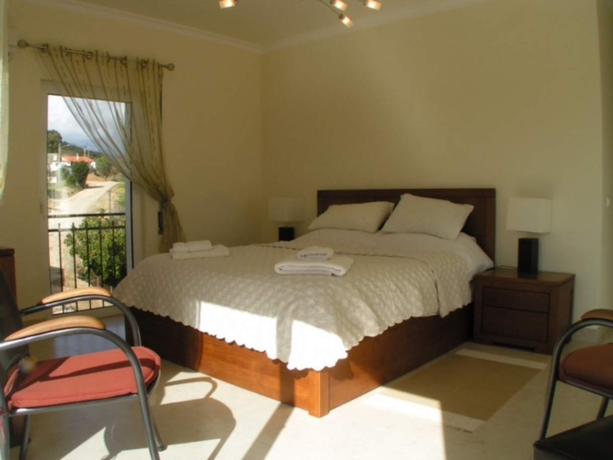 Villa de 4 dormitorios con piscina, en venta en Tavira, Algarve_201164