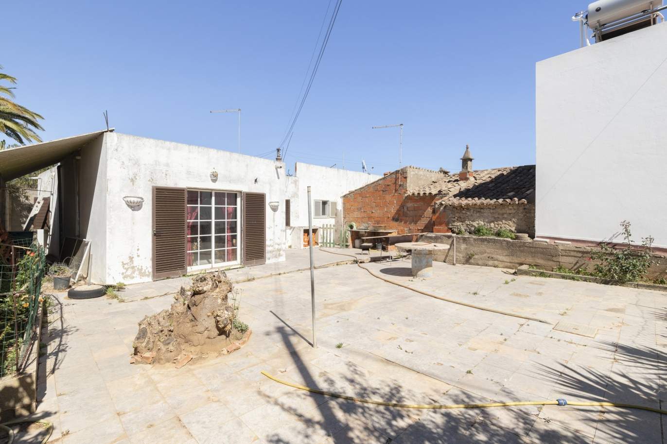 Villa de 3 + 2 dormitorios en venta en Luz, Algarve_201235