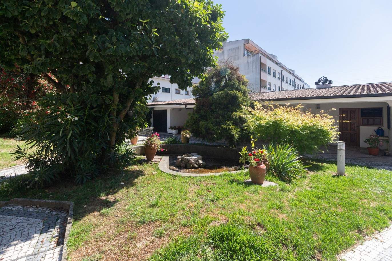 House with garden, for sale, in S. Mamede de Infesta, Porto, Portugal_201248