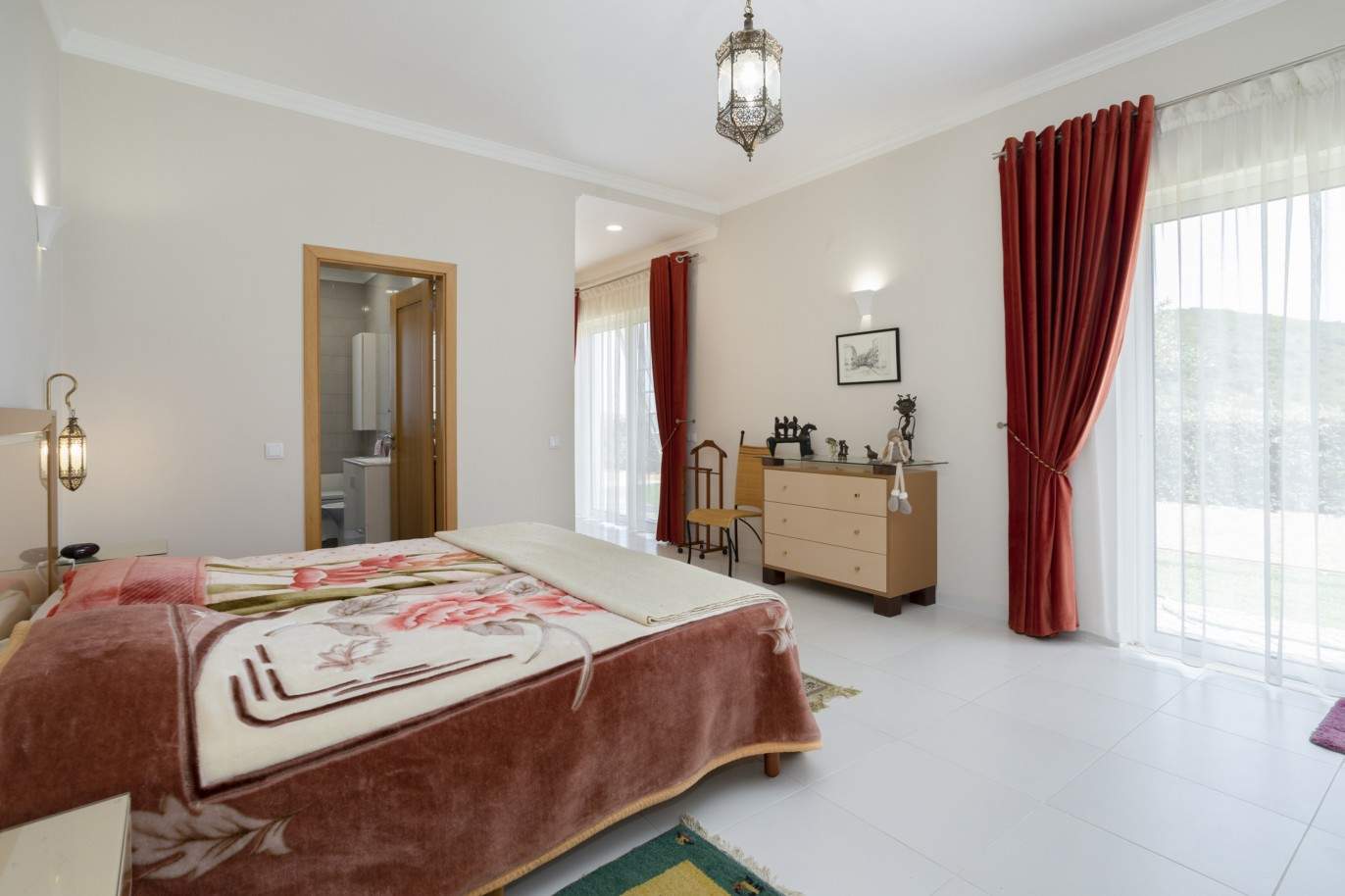 3 Bedroom Villa with swimming pool, for sale in Estoi, Algarve_201374