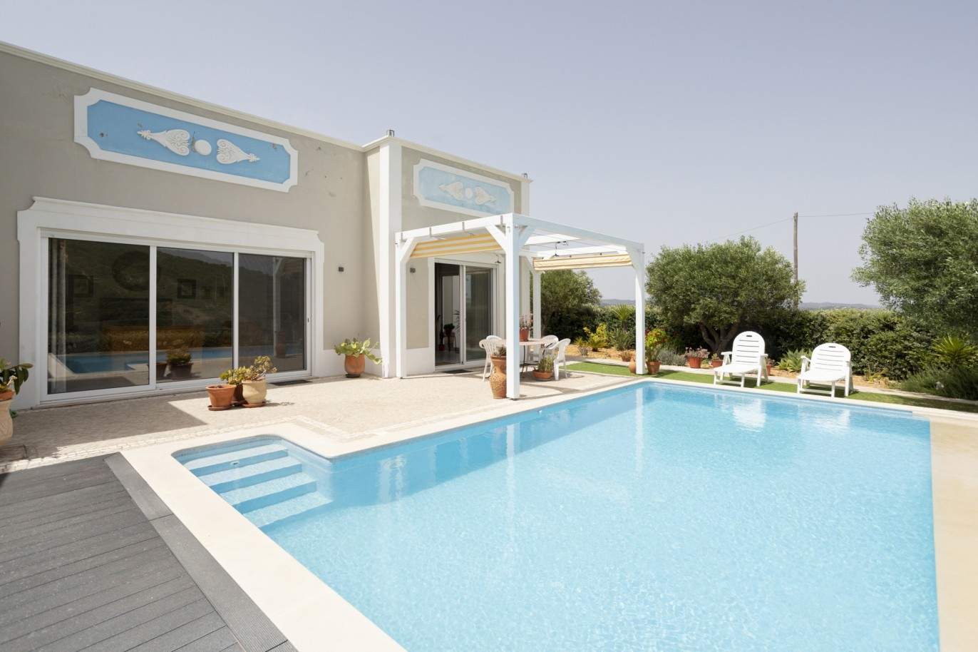 3 Schlafzimmer Villa mit Schwimmbad, zu verkaufen in Estoi, Algarve_201382