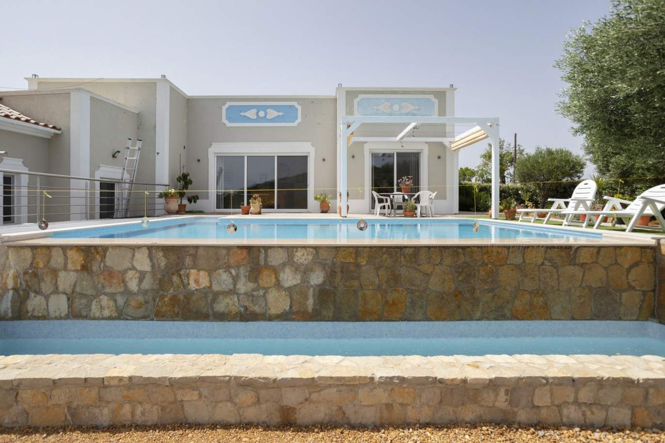Villa de 3 dormitorios con piscina, en venta en Estoi, Algarve_201385