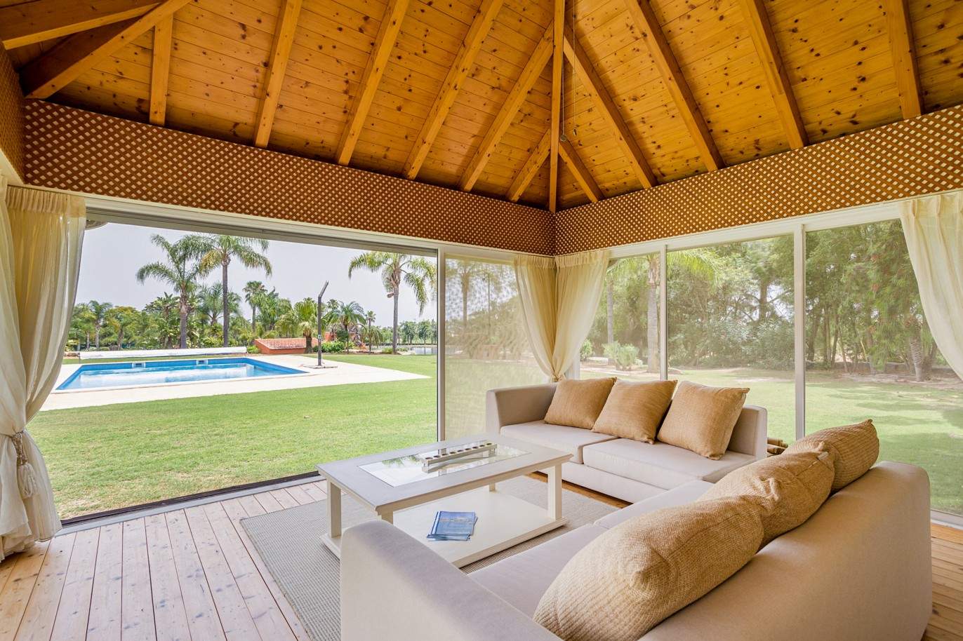 Fantastique Villa de 4 chambres, avec terrain de golf, à vendre à Olhão, Algarve_201434
