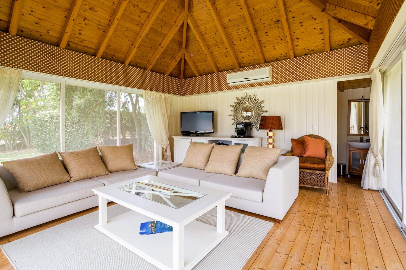 Fantástica Villa de 4 dormitorios, con campo de golf, en venta en Olhão, Algarve_201435