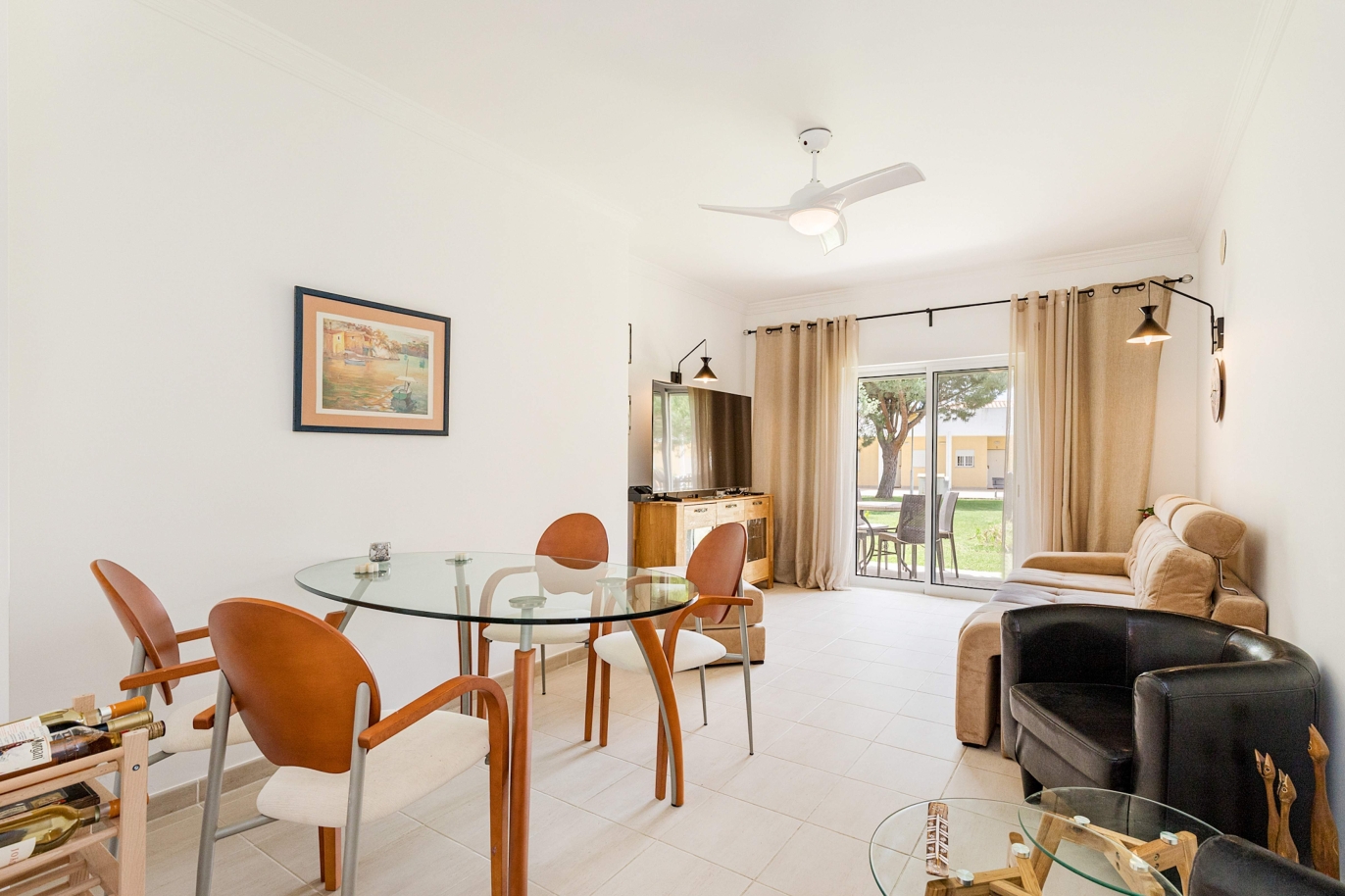 Appartement de 2 chambres, dans un immeuble en copropriété, à vendre, Albufeira, Algarve_201444