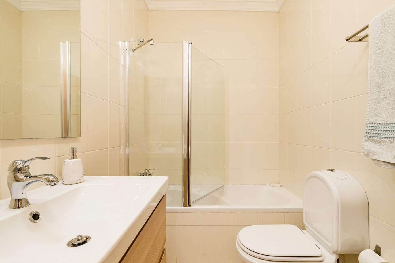 Piso de 2 dormitorios, en un condominio, en venta, Albufeira, Algarve_201455