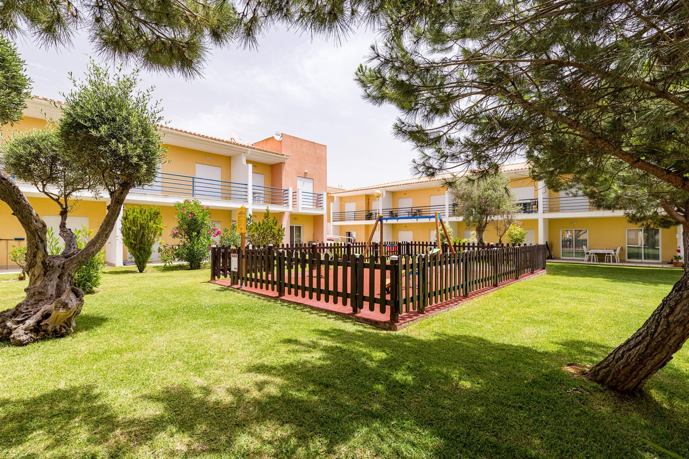 Appartement de 2 chambres, dans un immeuble en copropriété, à vendre, Albufeira, Algarve_201458
