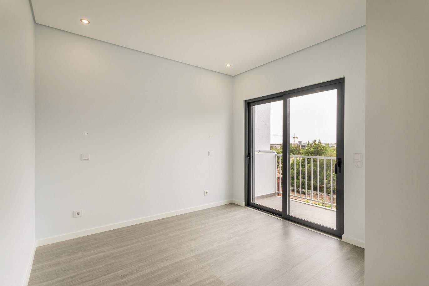 Casa adosada de 5 dormitorios con terrazas, Tavira, Algarve_201471
