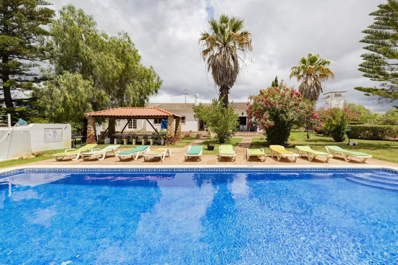 Rustikale 5 Schlafzimmer Villa mit Pool, zu verkaufen in Pêra, Silves, Algarve_201830