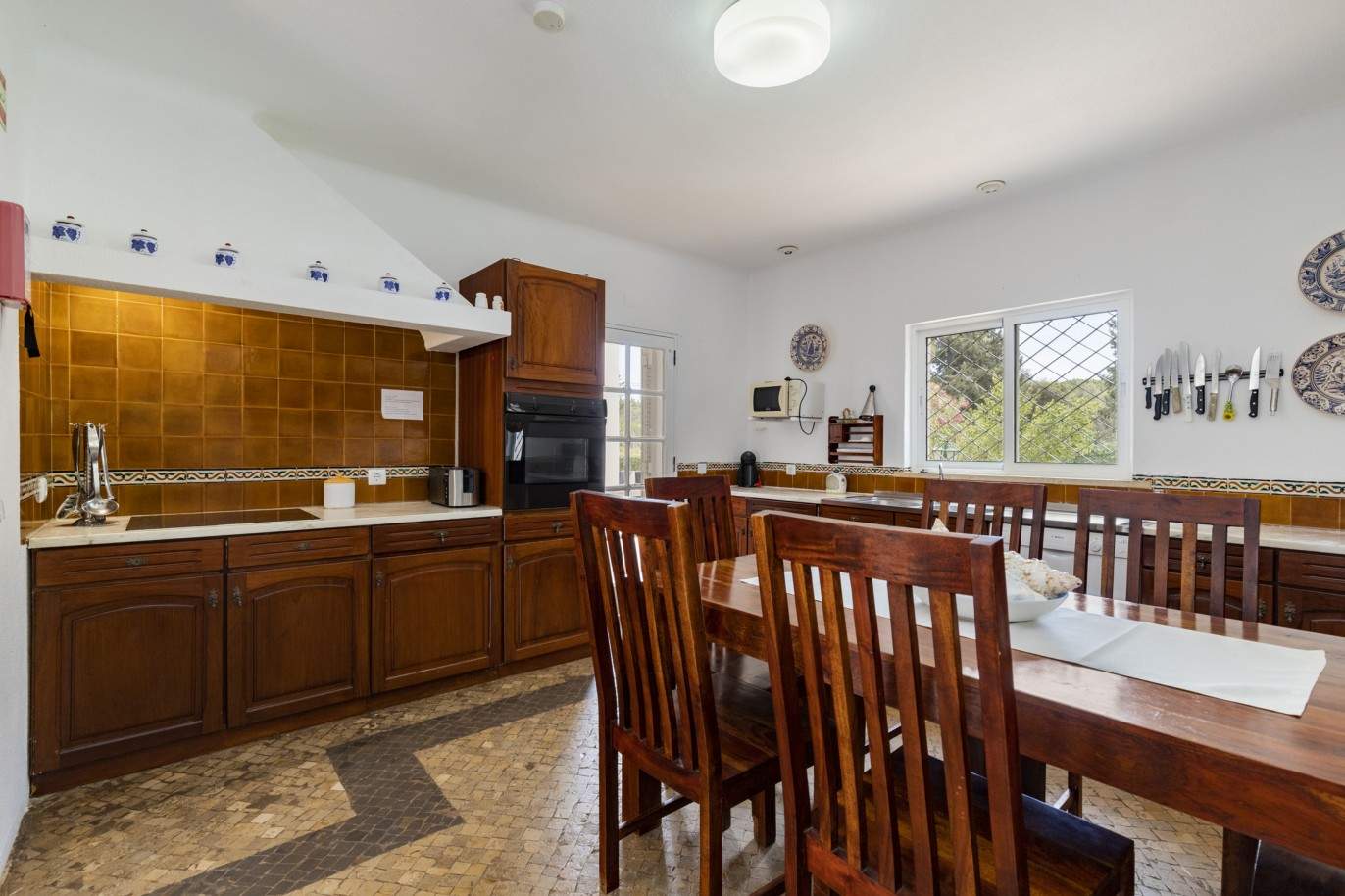 Propriété familiale de style rustique avec cinq chambres, à vendre, à Pêra, Algarve_201843