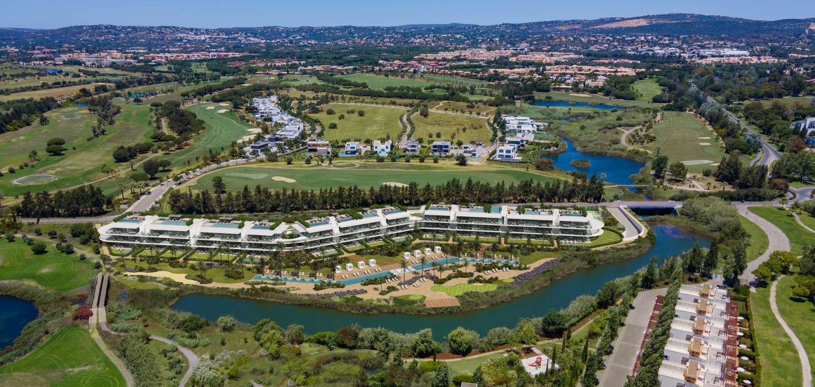 Luxuriöse Wohnungen mit zwei Schlafzimmern in privater Wohnanlage, zu verkaufen, Vilamoura_202304