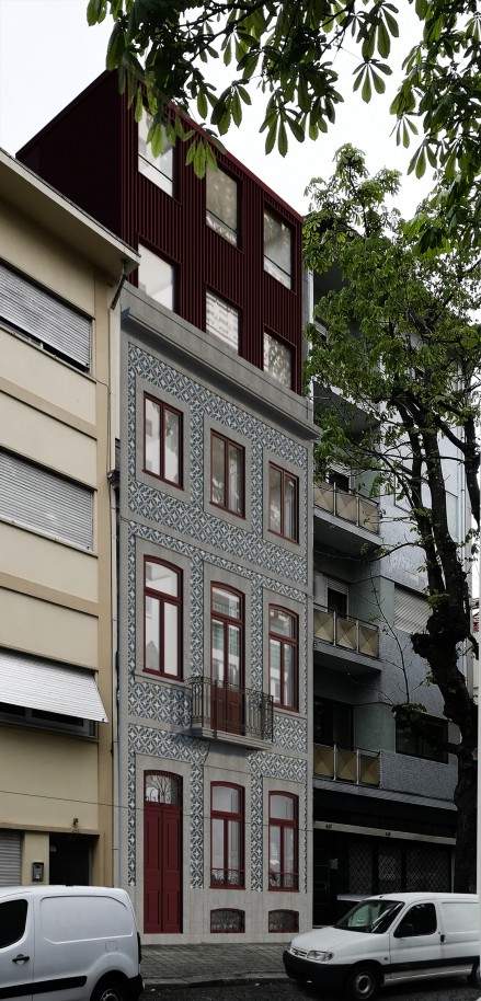 Neue Duplex-Wohnung mit Balkon, zu verkaufen, im historischen Zentrum von Porto, Portugal_203155
