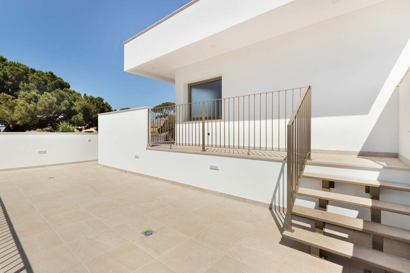 Villa de 5 dormitorios, de nueva construcción, en venta en Albufeira, Algarve_203244