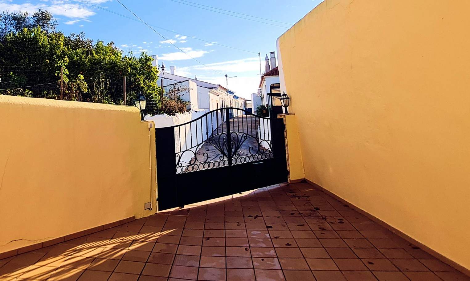 2 bedroom villa with garden, for sale, in São Brás de Alportel, Algarve_203387