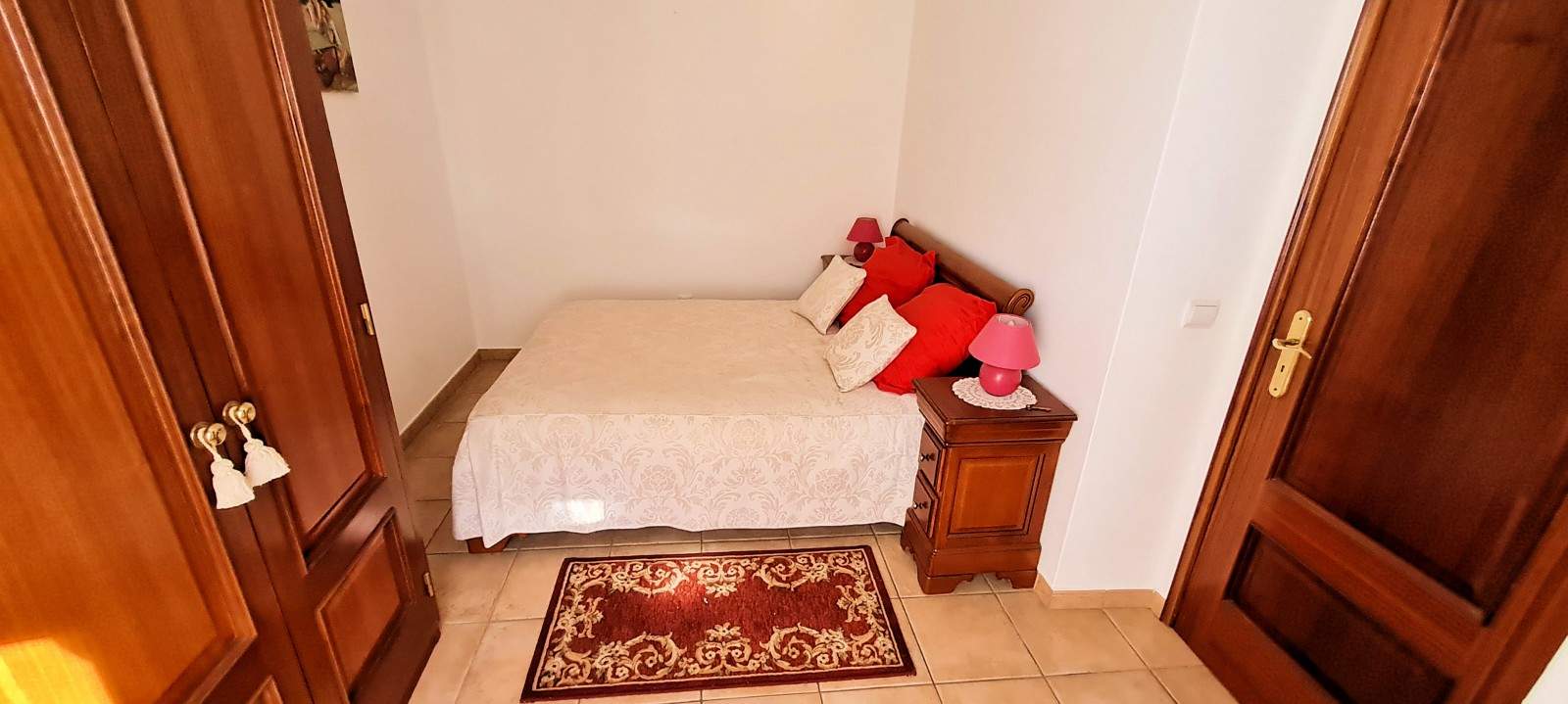 2 Schlafzimmer Villa mit Garten, zu verkaufen, in São Brás de Alportel, Algarve_203396