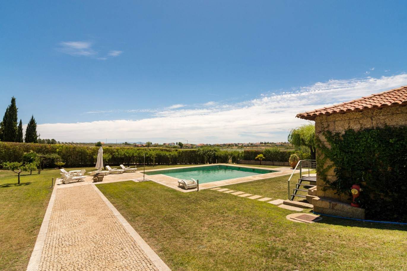 Venda: Propriedade secular com olival, capela, jardim e piscina, Mirandela, Norte de Portugal_204379