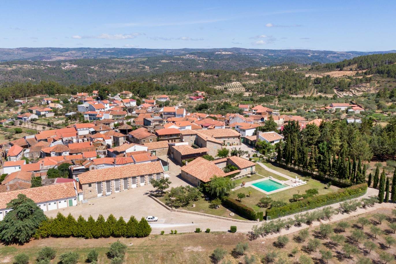 Venda: Propriedade secular com olival, capela, jardim e piscina, Mirandela, Norte de Portugal_204401