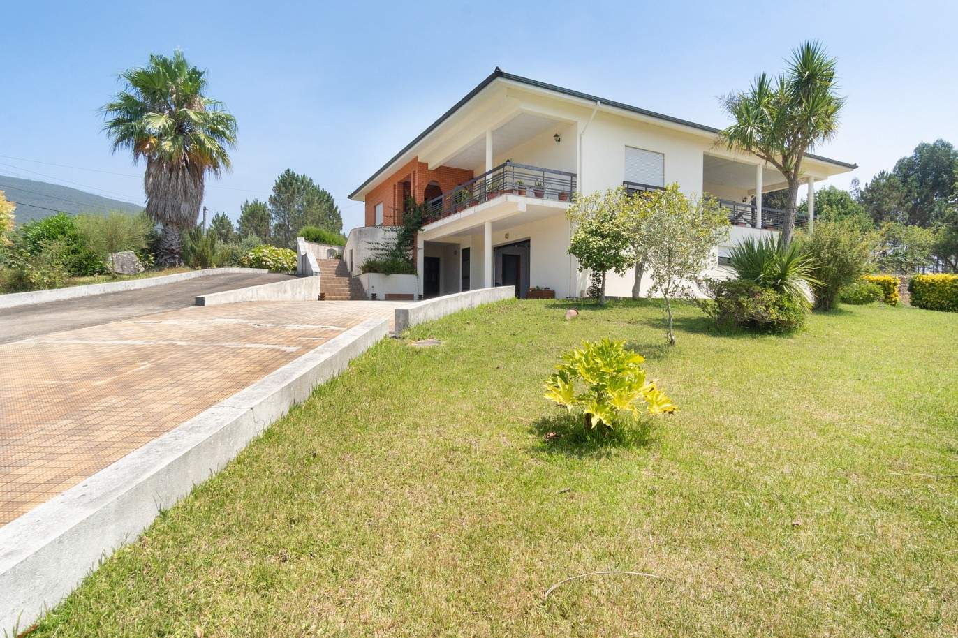 Villa avec vue sur le jardin et la rivière, à vendre, à Melres, Gondomar, Porto, Portugal_204409