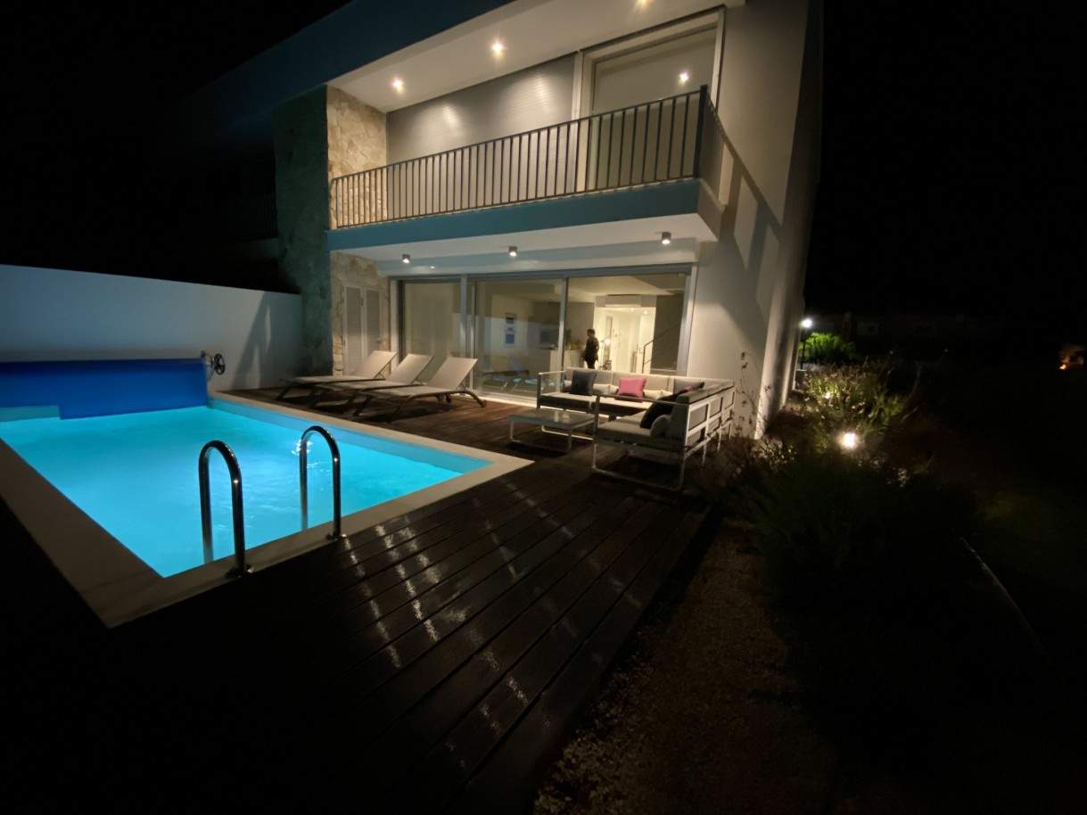 Semi-detached villa, with swimming pool, for sale, in Vilamoura, Algarve_204523