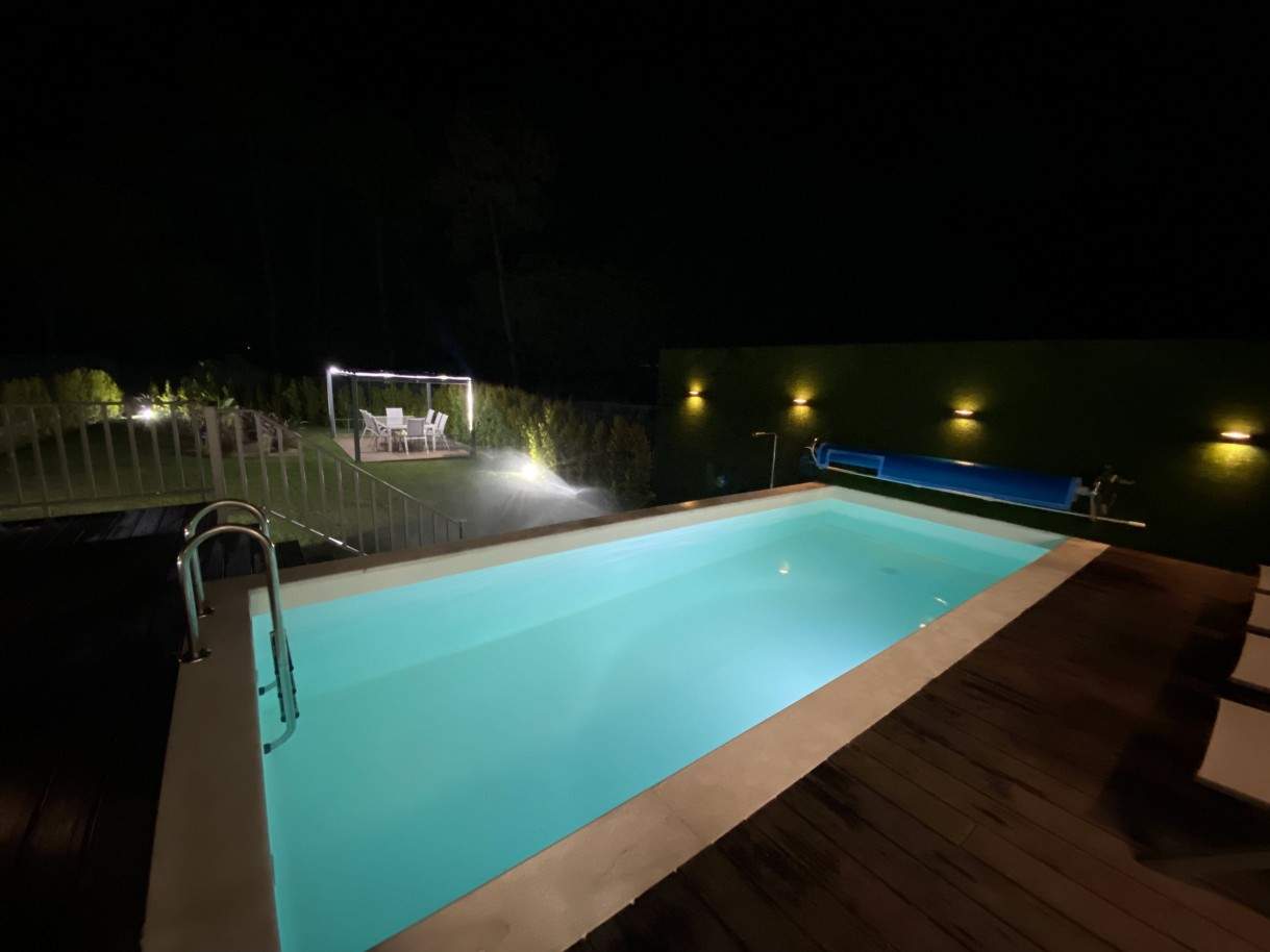 Villa adosada, con piscina, en venta, en Vilamoura, Algarve_204524