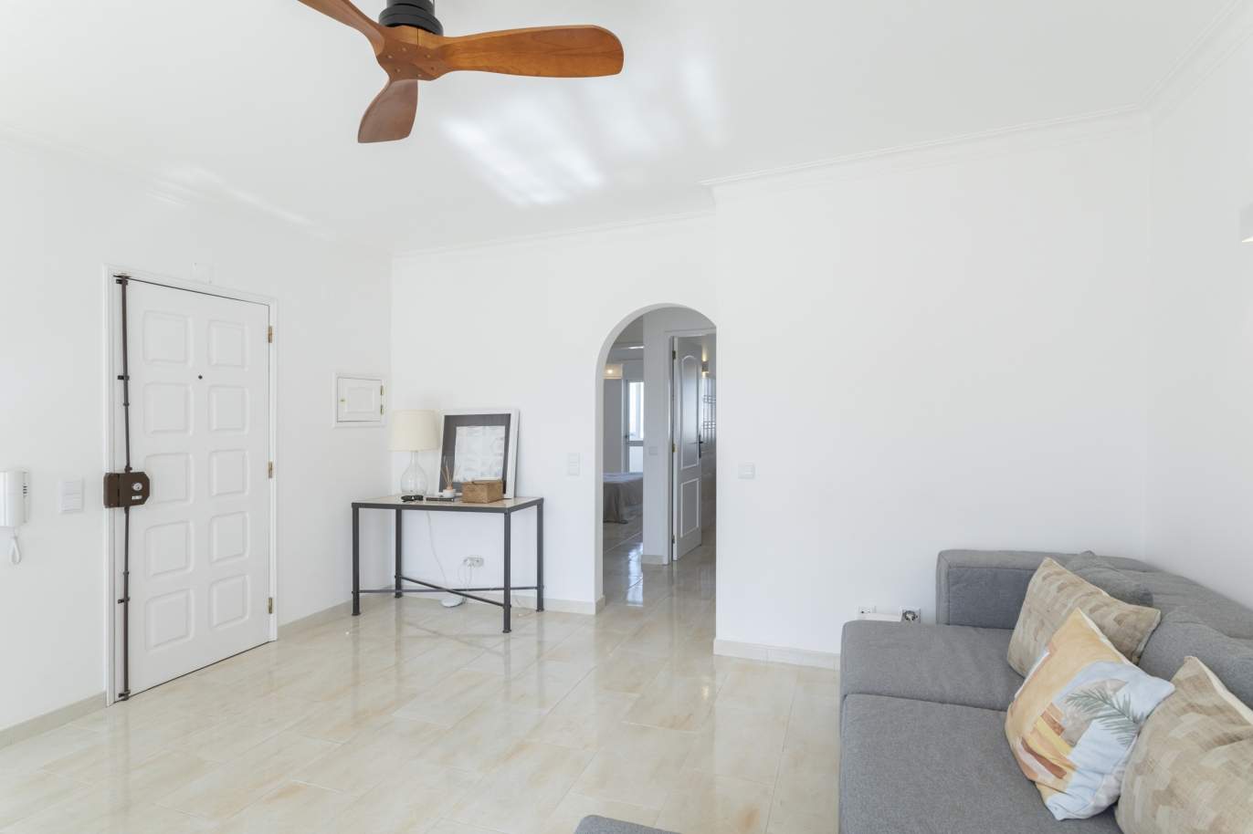 1 bedroom apartment for sale in Quarteira centro, Algarve_204544